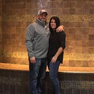 Meet your Posher, Chrisey